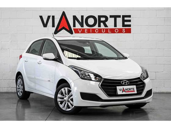 HYUNDAI HB20 1.0 COMFORT PLUS 12V TURBO FLEX 4P MANUAL HYUNDAI HB20 1.0 COMFORT PLUS 12V TURBO FLEX 4P MANUAL